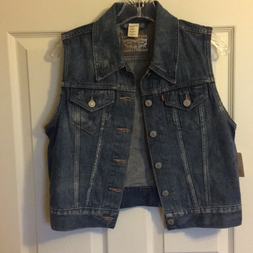 Levi’s denim vest